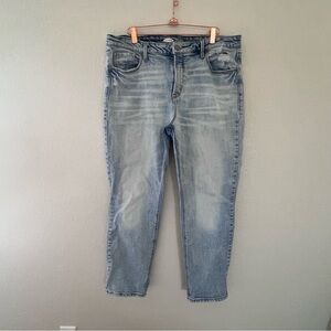 Old Navy Power Straight Denim in Light Wash